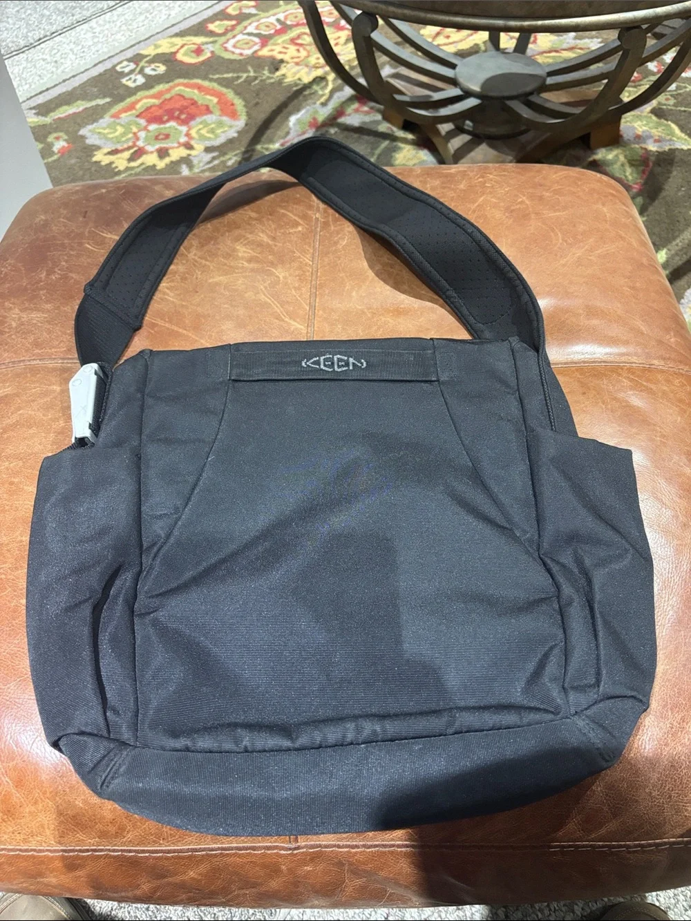 KEEN Hybrid Transport  Black Crossbody Messenger Bag